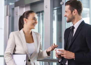 6 cách cải thiện kỹ năng giao tiếp trong kinh doanh bằng tiếng Anh